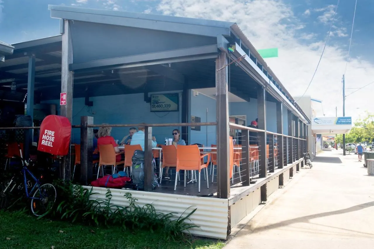 Nightcap At Marine Hotel Cardwell